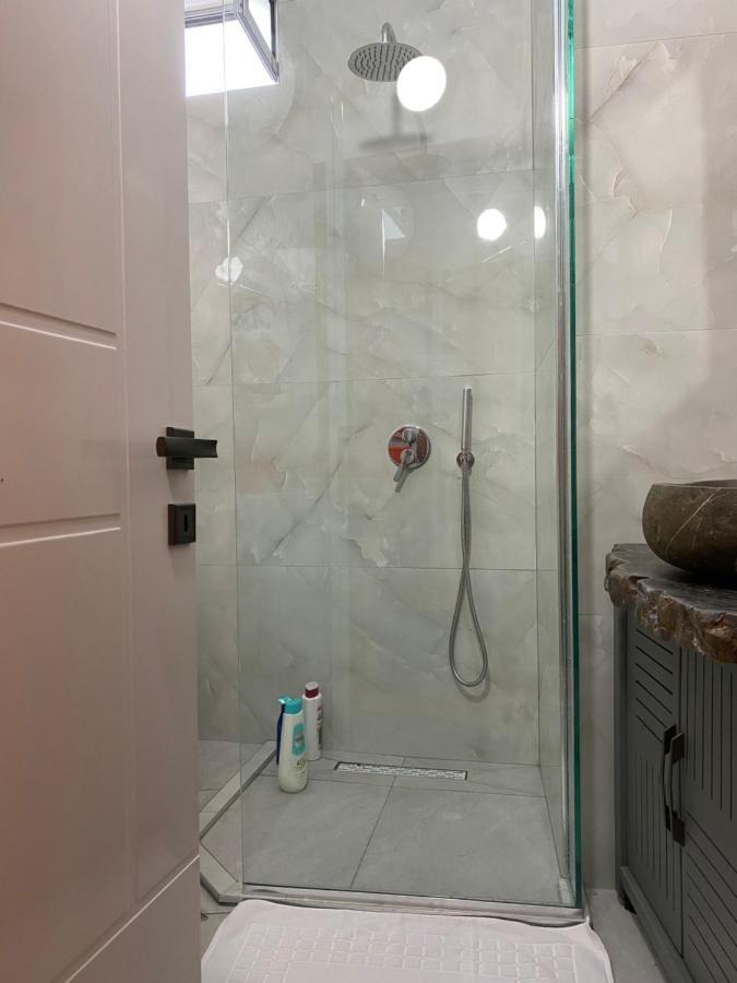Saranda Dreamland House公寓 外观 照片